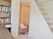 溫暖舒適現(xiàn)代簡約風(fēng)格90平米復(fù)式loft書房背景墻裝修效果圖